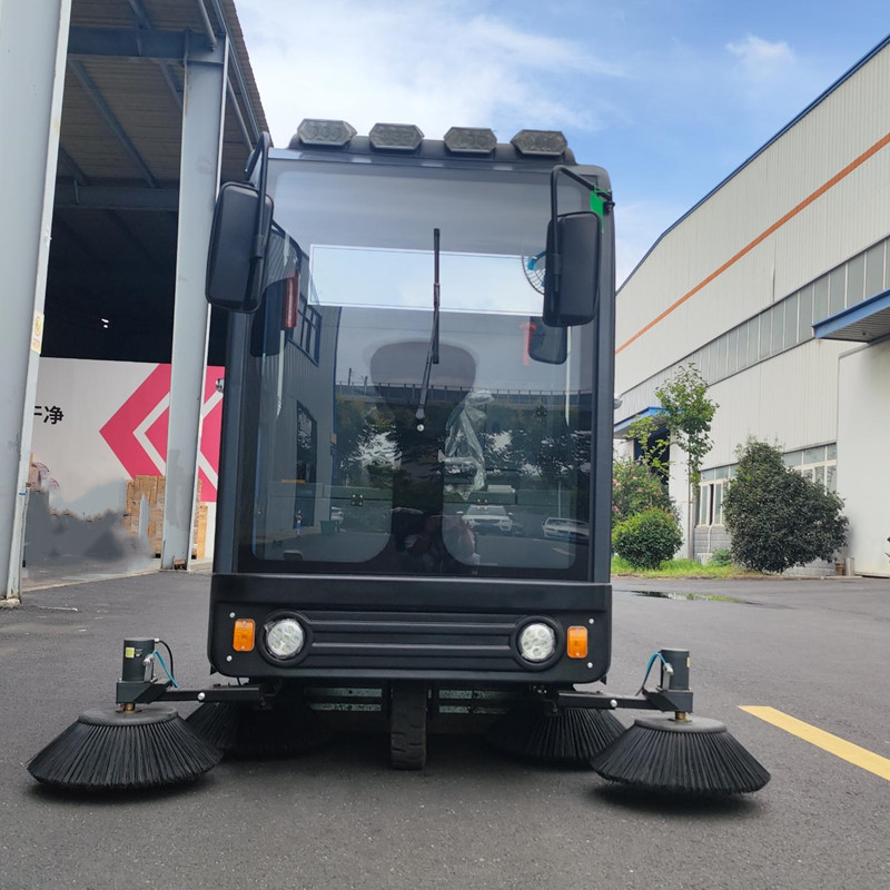 榮事達(dá)品牌的掃地機(jī)質(zhì)量與價格怎么樣，適合在工廠使用嗎.jpg